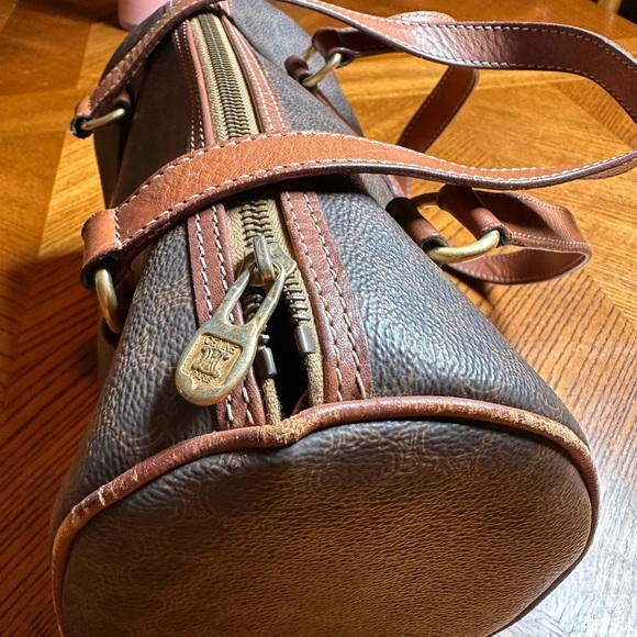 Celine Barrel Bag - Authentic - Picture 5 of 11